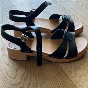 Swedish Hasbeens Black Leather Women's Sandals sz 38- Never Worn!